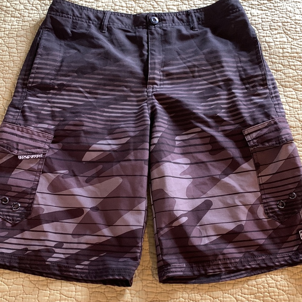 Kid’s Ocean Current Board Shorts Size  14
